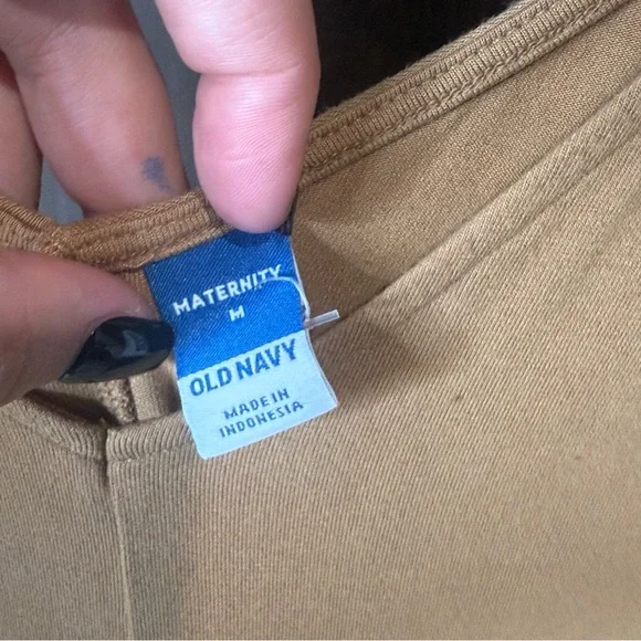 Women's old navy maternity tank top Mustard Sleeveless summer top size M - Picture 4 of 5